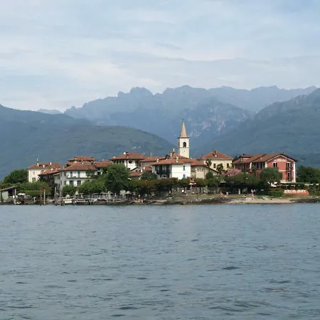 Piccolo Porto Di Cerro Apartamento