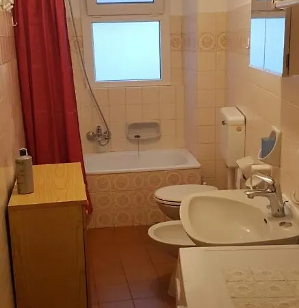 Piccolo Porto Di Cerro * Laveno-Mombello