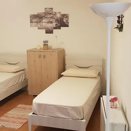 Piccolo Porto Di Cerro Laveno-Mombello