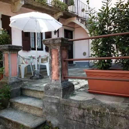 Piccolo Porto Di Cerro Appartement