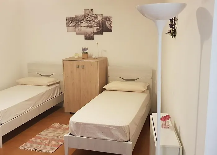 Piccolo Porto Di Cerro Laveno-Mombello