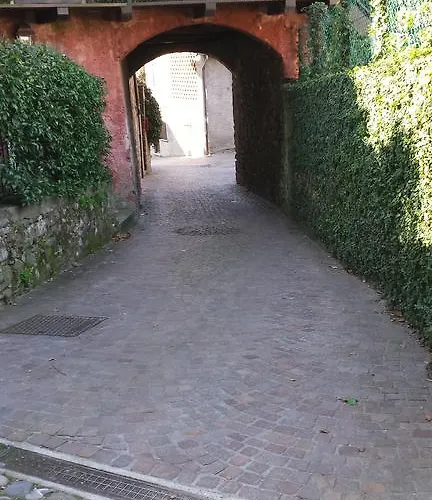 Piccolo Porto Di Cerro Apartamento