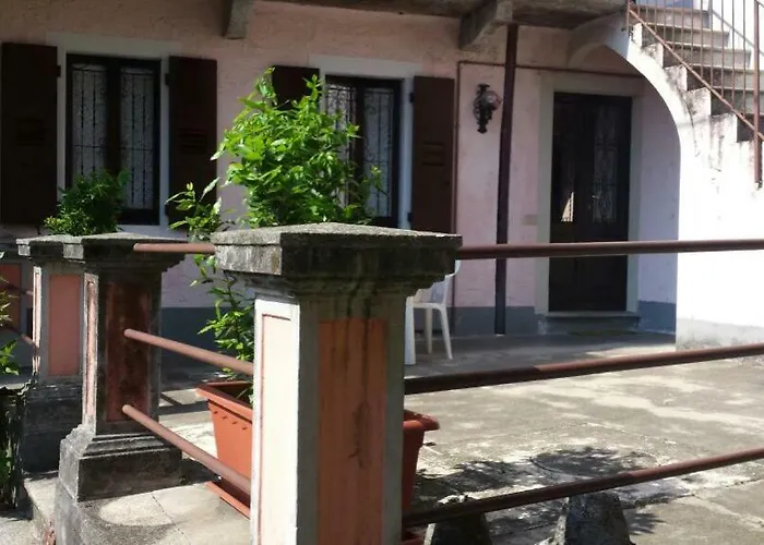 Piccolo Porto Di Cerro *