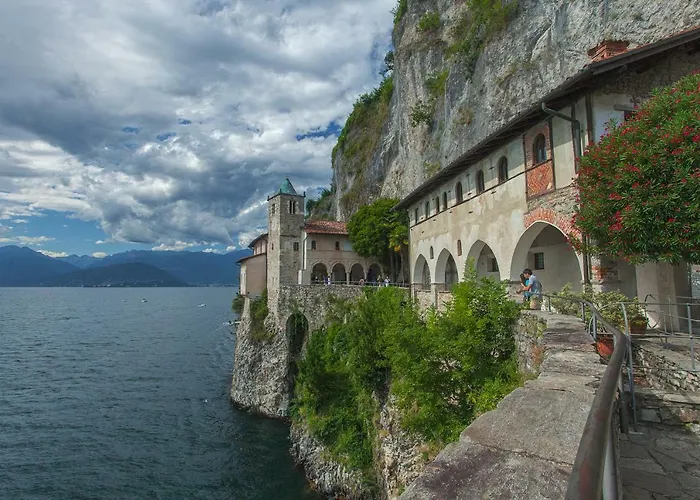 Piccolo Porto Di Cerro *