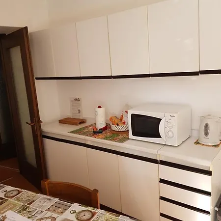 Piccolo Porto Di Cerro Апартаменты *