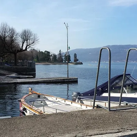Piccolo Porto Di Cerro * Лавено-Момбелло