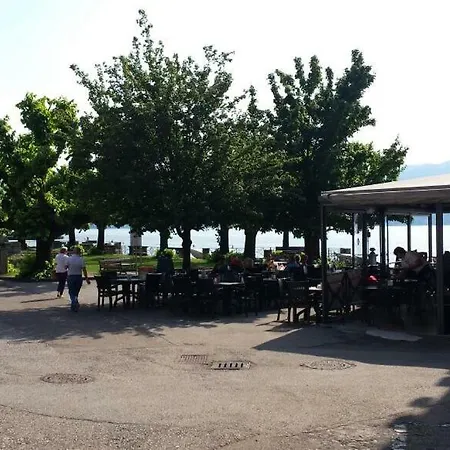 Piccolo Porto Di Cerro Апартаменты Лавено-Момбелло