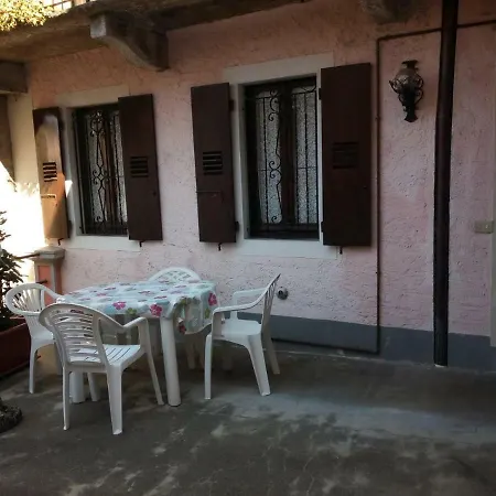 Апартаменты Piccolo Porto Di Cerro *